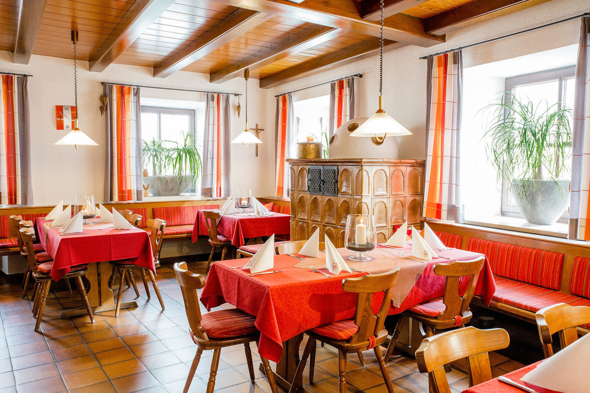 Restaurant Montags Geöffnet In Der Nähe Gasthof Krone | Bissingen | Restaurant